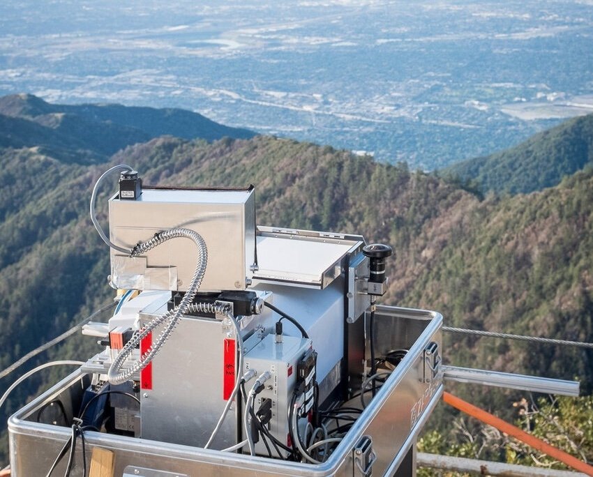 EM27 spectrometer for measuring greenhouse gases